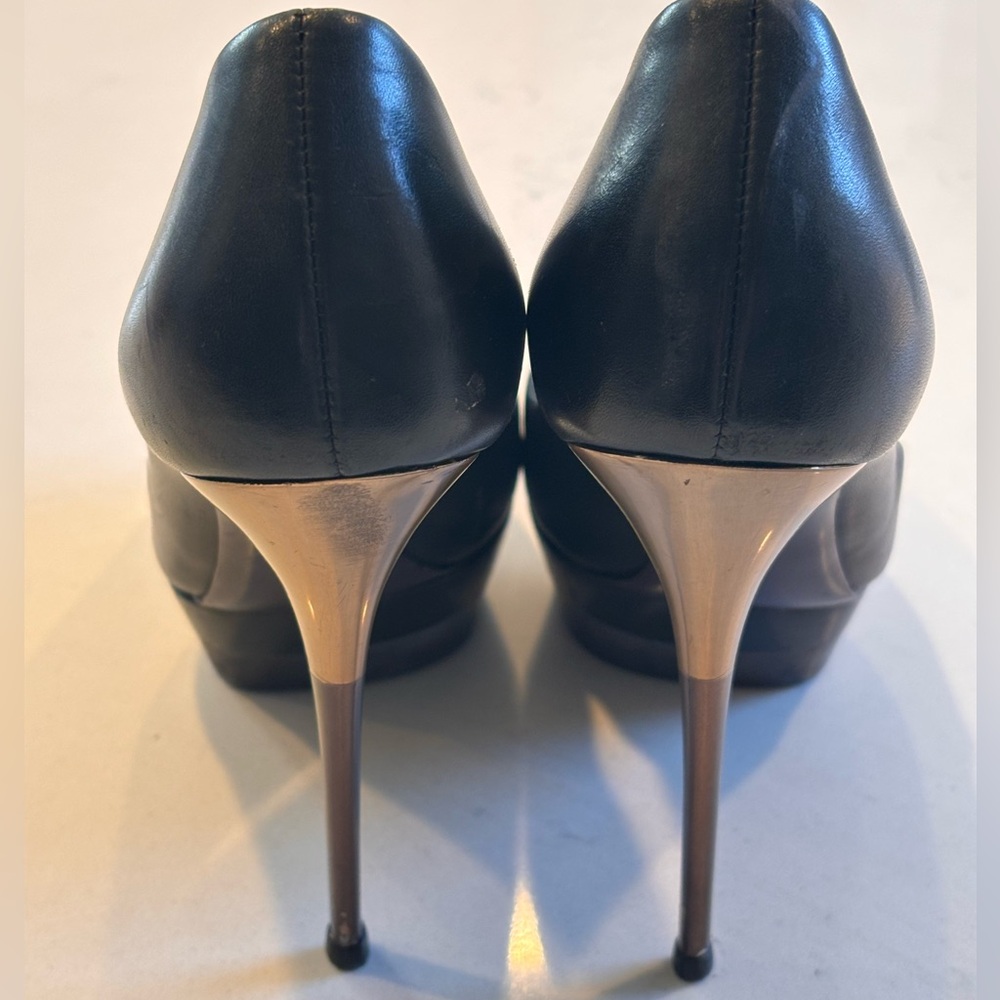 Salvatore Ferragamo LIDA Black Leather Platform Pump Heels Size 8 - Picture 3 of 13
